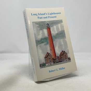 Paperback Long Island's Lighthouses: Past and Present Book