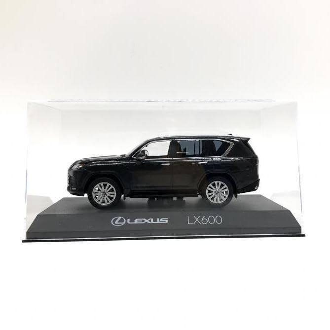 LEXUS LX600 VIP 左ハンドル 1/43スケール