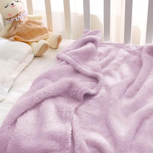 Image of Exclusivo Mezcla Plush Fuzzy Fleece Throw Blanket, Super Soft, Fluffy and Warm Blankets for Couch, Bed, All Season Use (40x50 Inches, Light Purple)