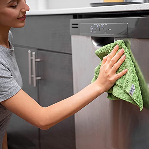Nano Towels Cleaning Cloths - Cleans with Only Water - Wipes Away Dust, Spills & Grime Instantly Without Chemicals Paper Or Microfiber Supplies. Kitchen, Bathroom, Glass 14x14” 4-Pack Green