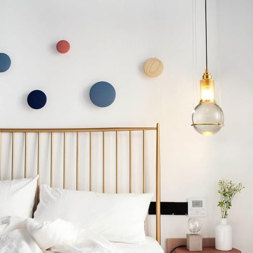 Plafonnier suspendu en cristal doré au design moderne et finitions de prestige