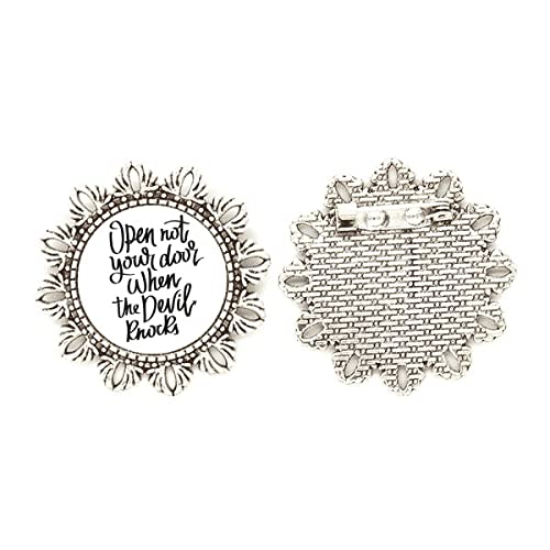 Broche de plata flor abierta un regalo único con mensaje