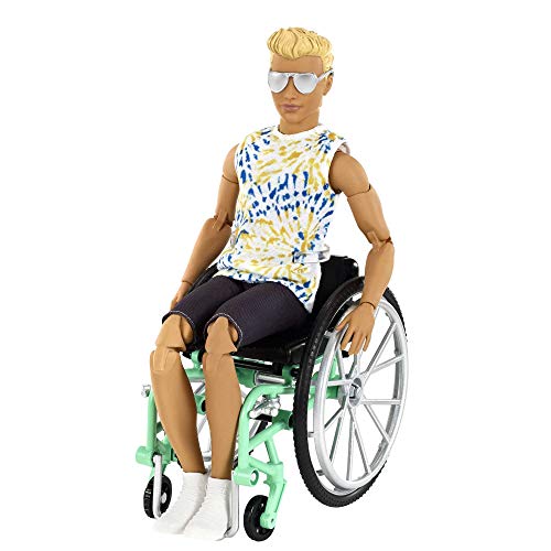 Ken Fashionista Muñeco con silla de ruedas, rampa y accesorios de moda (Mattel GWX93)
