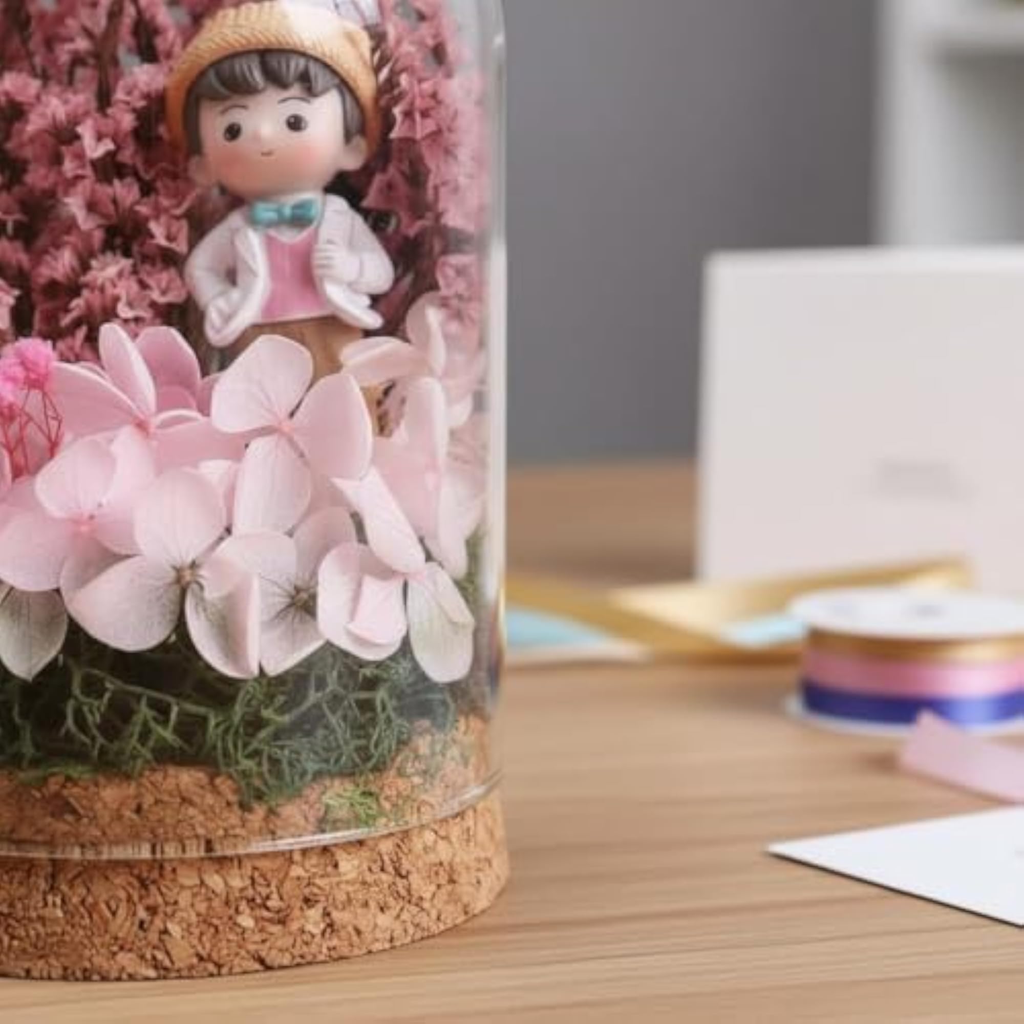 Handmade Gift Preserved Flower Glass Dome Decoration