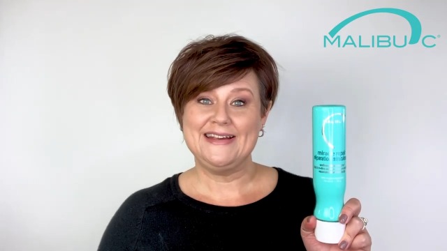 Malibu C Miracle Repair Reconstructor, Blonde Enhancer - Nourishing Repair Treatment for Damaged Blonde Strands - Reduces Discoloration