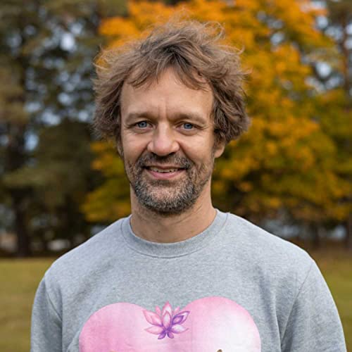 Earth Brother Podcast #08 - Yhteiskunnallinen vaikuttaminen w/ Juho Lyytik&auml;inen