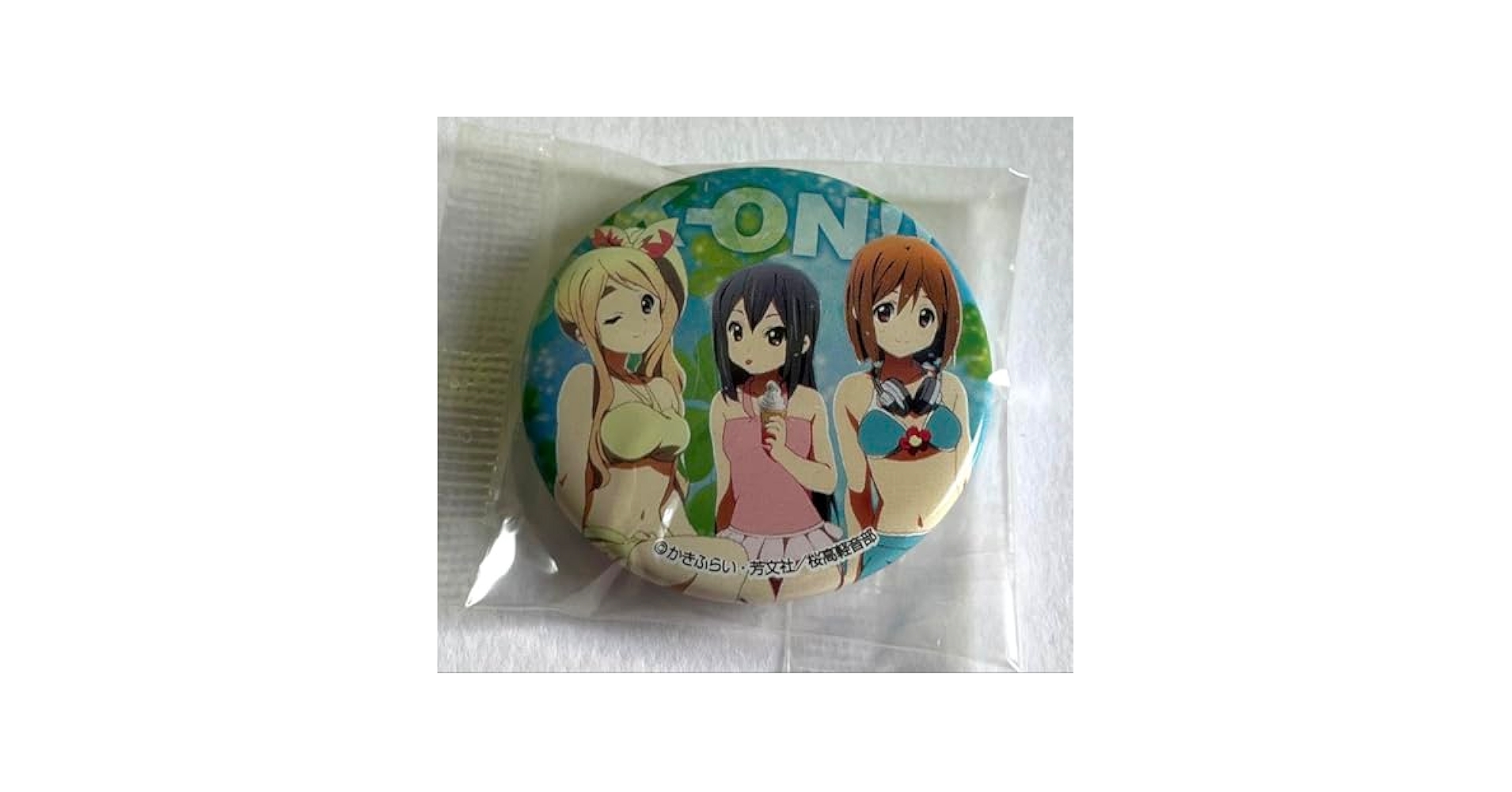 Amazon.co.jp: けいおん!! 缶バッジ カンバッジラムネ 平沢唯