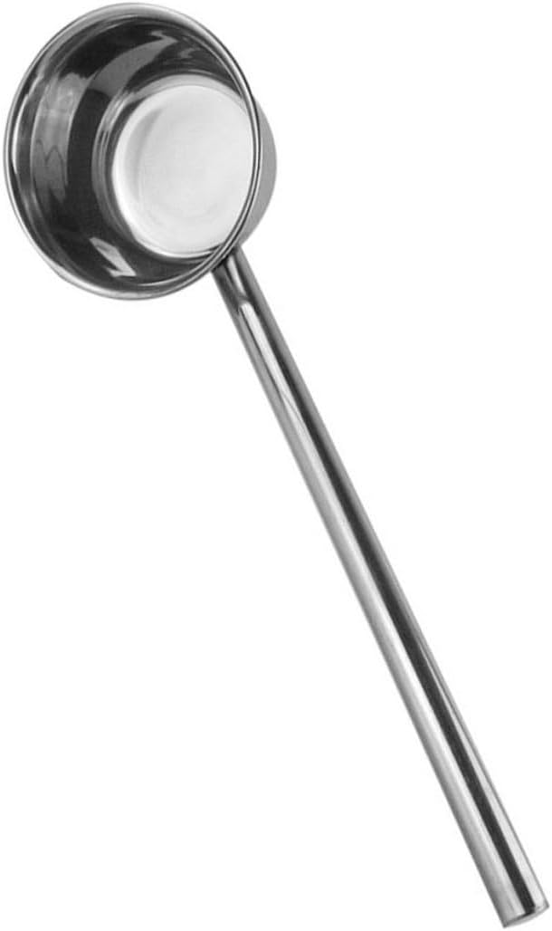 Stainless Steel Water Scoop Long Handle Thickened Kitchen Ladle Practical Soup Spoon for Home Cooking and Bathing Use, Medium Size
