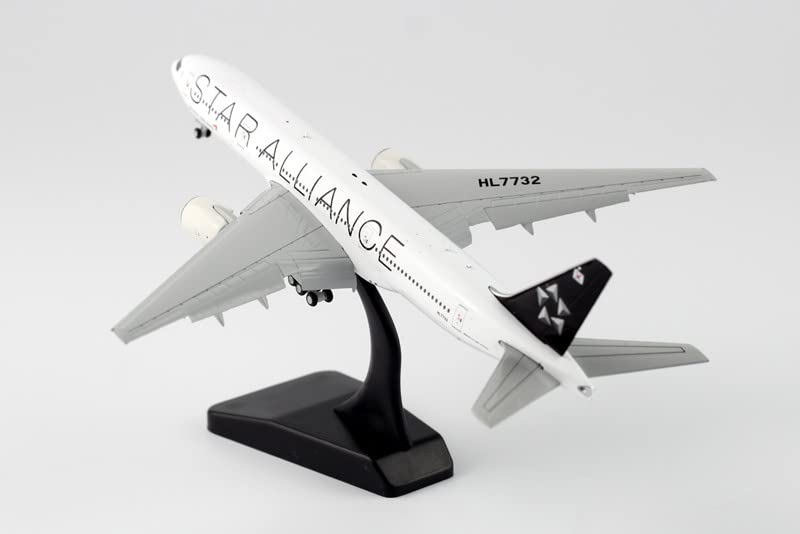 Amazon.com: JC Wings Star Alliance for Boeing B777-200ER HL7732 1