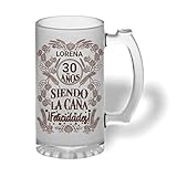 Bee Ingenious Jarra cerveza personalizada de cristal esmerilado. Jarra de cerveza original: 40 años siendo la caña ¡Felicidades!...con nombre y año personalizados - 30 años - 50 años - cumpleaños Bee Ingenious Jarra cerveza personalizada de cristal esmerilado. Jarra de cerveza original: 40 años siendo la caña ¡Felicidades!...con nombre y año personalizados - 30 años - 50 años - cumpleaños