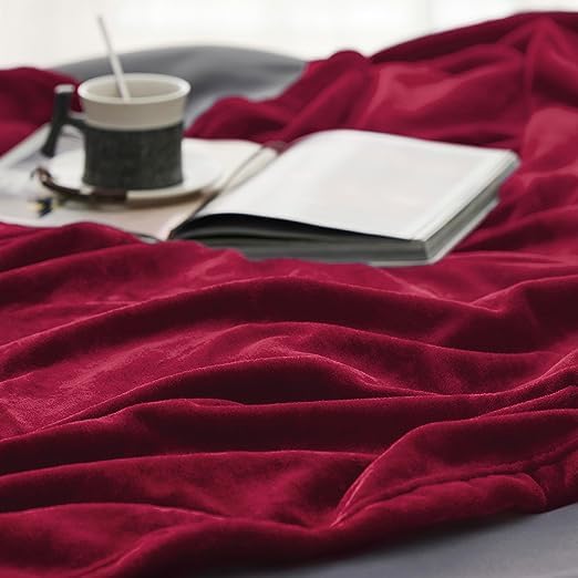Image of Cotton Bolls Textiles Cozy Plush AC Blanket for Single Bed, Lightweight All Season Blanket, Ultra Soft Blanket for AC Room, Mild Winter, Can Be Used as Bedsheet in Winter, 90x90 Inches, Maroon