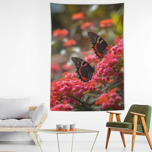 Tapisserie murale papillon pour habiller un mur vide et personnaliser son salon