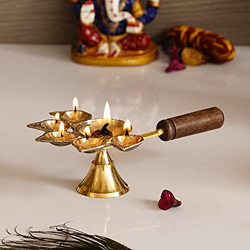 eCraftIndia Brass Panchdeep Diya for 5 Cotton Wicks with Wooden Holder, Brown and Golden, One Size (AKDIYA113)