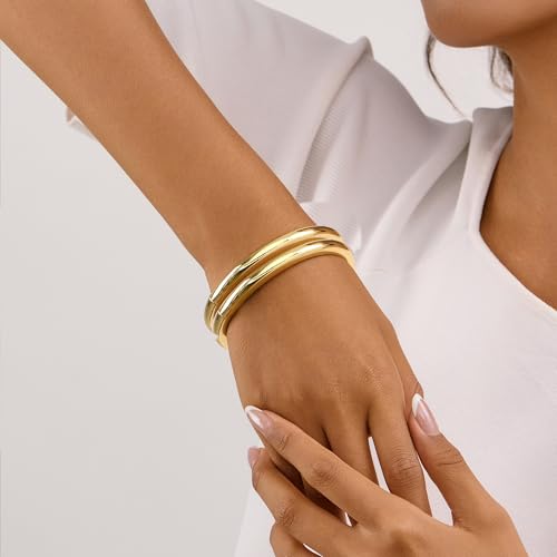 Zhuozatrfa 2Pcs Gold Bangle Bracelets for Women Cuff Stackable Waterproof Non Tarnish Stack 14k Gold Plated Bangles Bracelet Jewelry Set for Woman — view 3