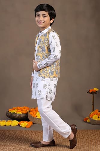 Image of Fashion Dream Boy's Cotton Blend Printed Kurta Pyjama And Jacket Set|Kurta And Payjama Set