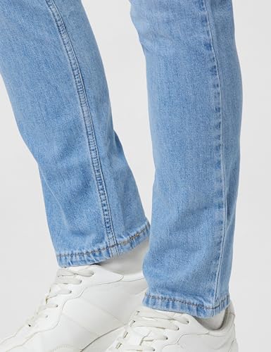 Image of Levi's Men's Mid Rise 512 Slim Tapered Fit Jeans