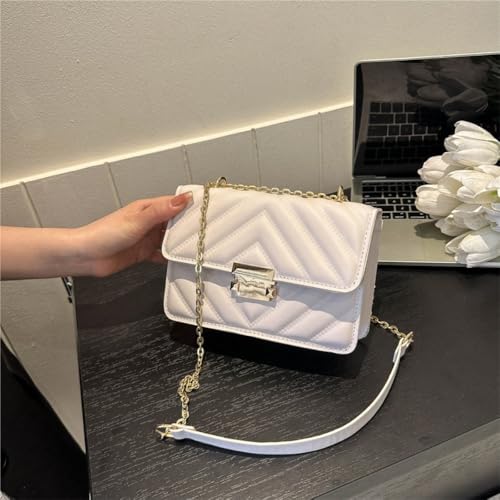Sac à main tendance matelassé haut de gamme aux finitions diamants et détails raffinés