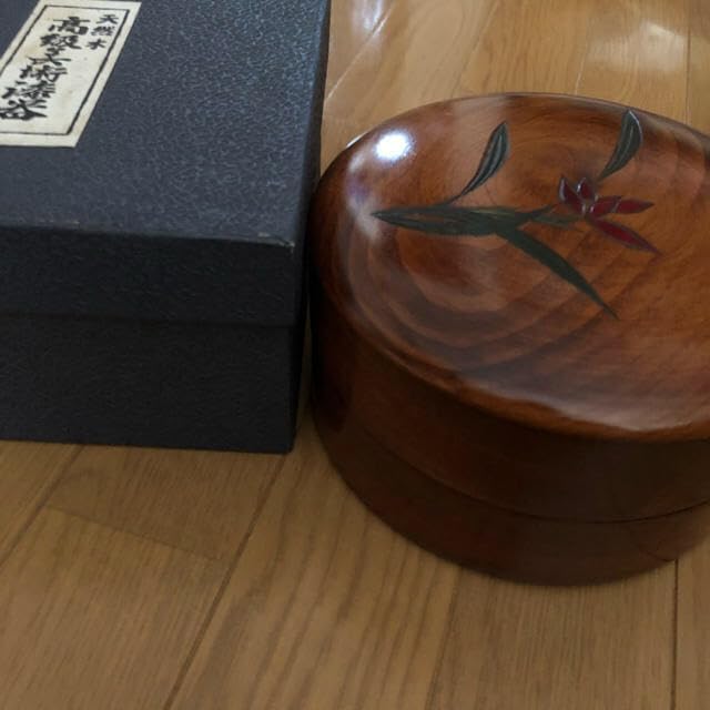 鎌倉彫り 重箱 2枚セット 鎌倉彫り トレー 木製 朱塗 重厚感 漆製