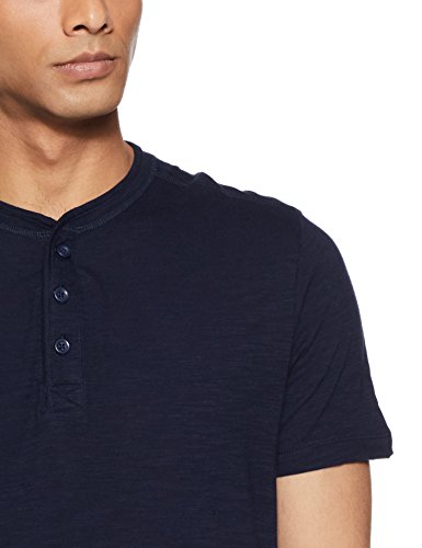 Image of GAP Men's Solid Regular Fit T-Shirt