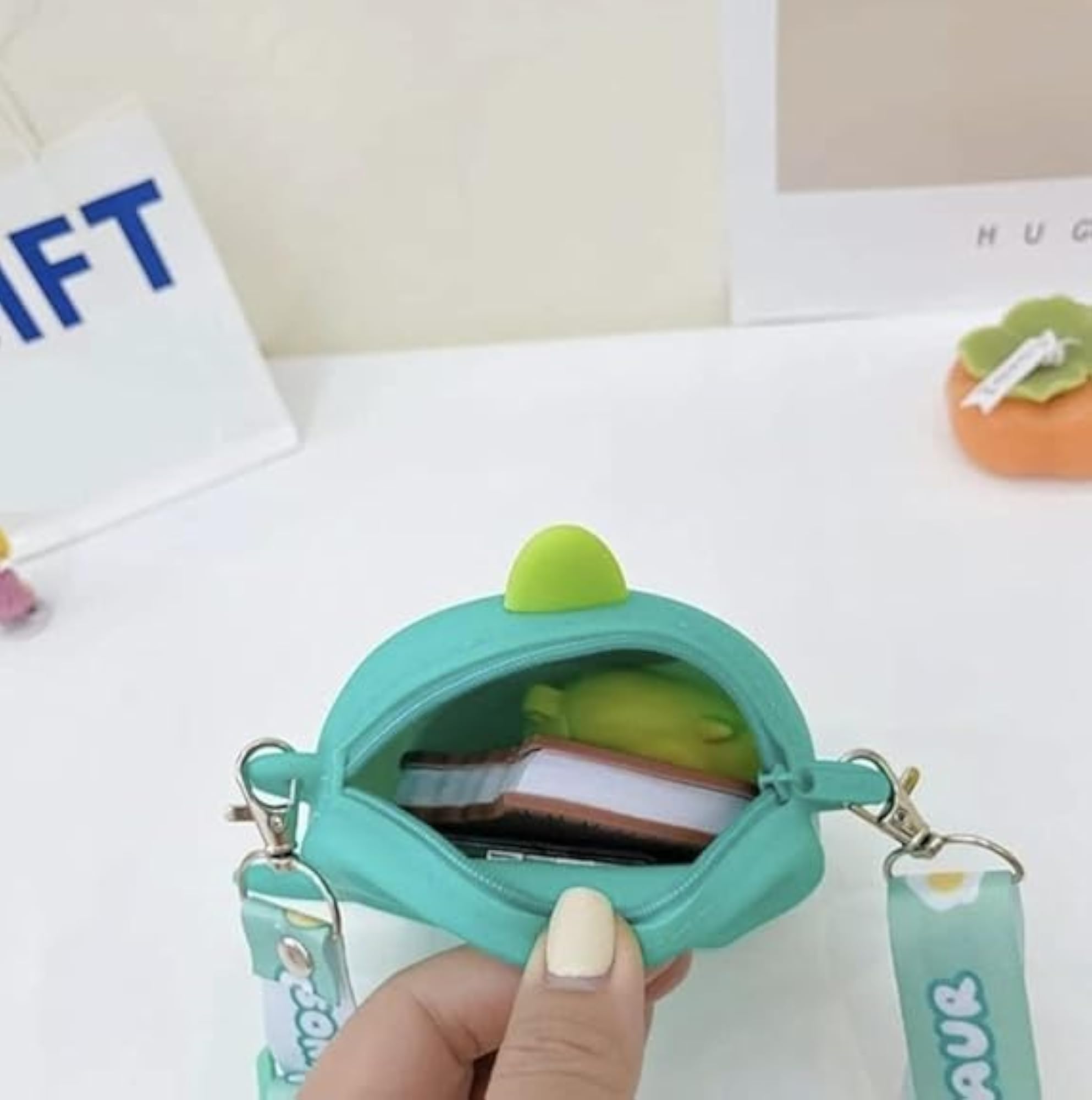 DUDU Dinosaur Silicone Soft Purse with Mirror, Kids Gift