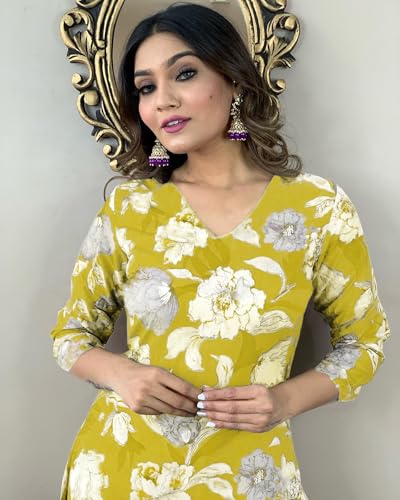 Image of GoSriKi Women's Cotton Blend Printed Kurta with Pant