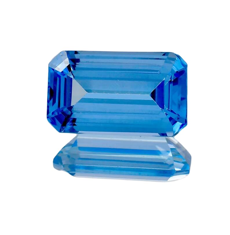 Aigue-marine naturelle d'exception 18 x 11 mm taillée en émeraude pour haute joaillerie