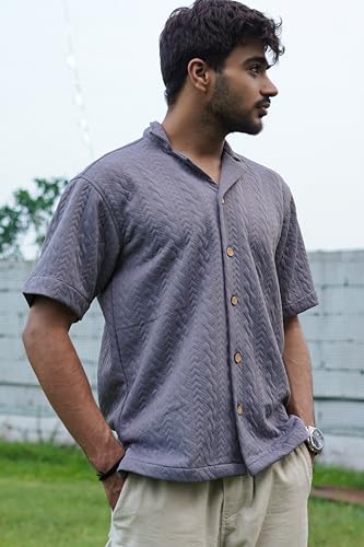Image of Men's Kint-Textured Half Sleeve Spread Collar Shirt