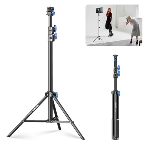 【Robusto Supporto per Luce in Metallo】 Realizzato in alluminio di alta qualità con finitura opaca, il cavalletto per luce fotografico può sostenere carichi fino a 4,4 libbre/2kg ed è resistente alla corrosione e agli urti, garantendo durata e stabilità per un uso prolungato. La base del treppiede è progettata con un cuscinetto in gomma su ciascuna gamba per evitare scivolamenti ed eliminare i graffi sul pavimento