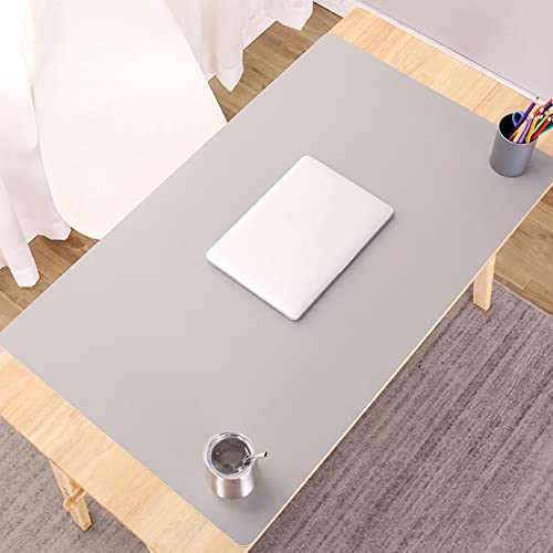 PVC テーブルマット 大型 1000x550mm 可愛い デスクマット マウス対応 可愛い 防滑 マウスパッド PVC 防水 パソコンマット オフィス用品 自宅用 すべり止め キーボードマット 汚れにくい 耐油性 長寿命 記念日 女の子 カラー 男の子 ノートパソコンマットの商品画像（Amazon）