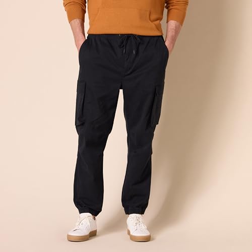 Amazon Essentials Men's Drawstring-Waist Regular-Fit Cargo Joggers, Black, M