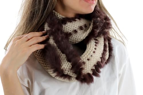 La Fiorentina Rabbit Trim Infinity Scarf - Luxurious Camel Elegance3