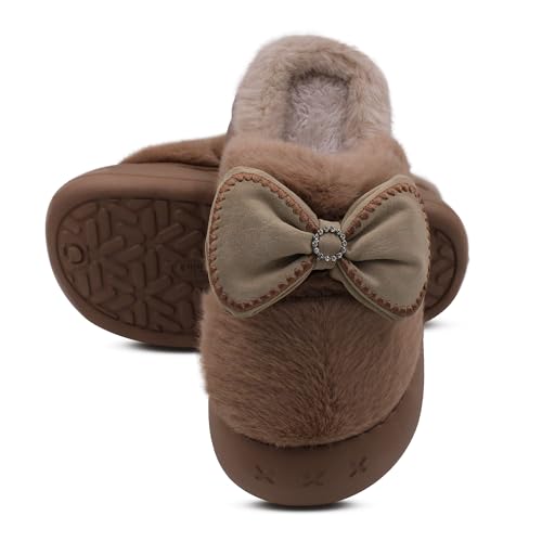 Image of VRITRAZ Women's Comfort Slip On Closed Toe Warm Winter House Clog Indoor Slipper with Cute Print and Degins