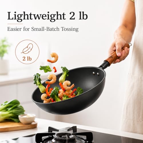 Image of WANGYUANJI 10 Inch Small Carbon Steel Wok Pan with Glass Lid, Lightweight Flat Bottom Stir Fry Pan, Nitrided No Chemical Coating Wok for Induction, Gas & Electric, 1-2 Servings