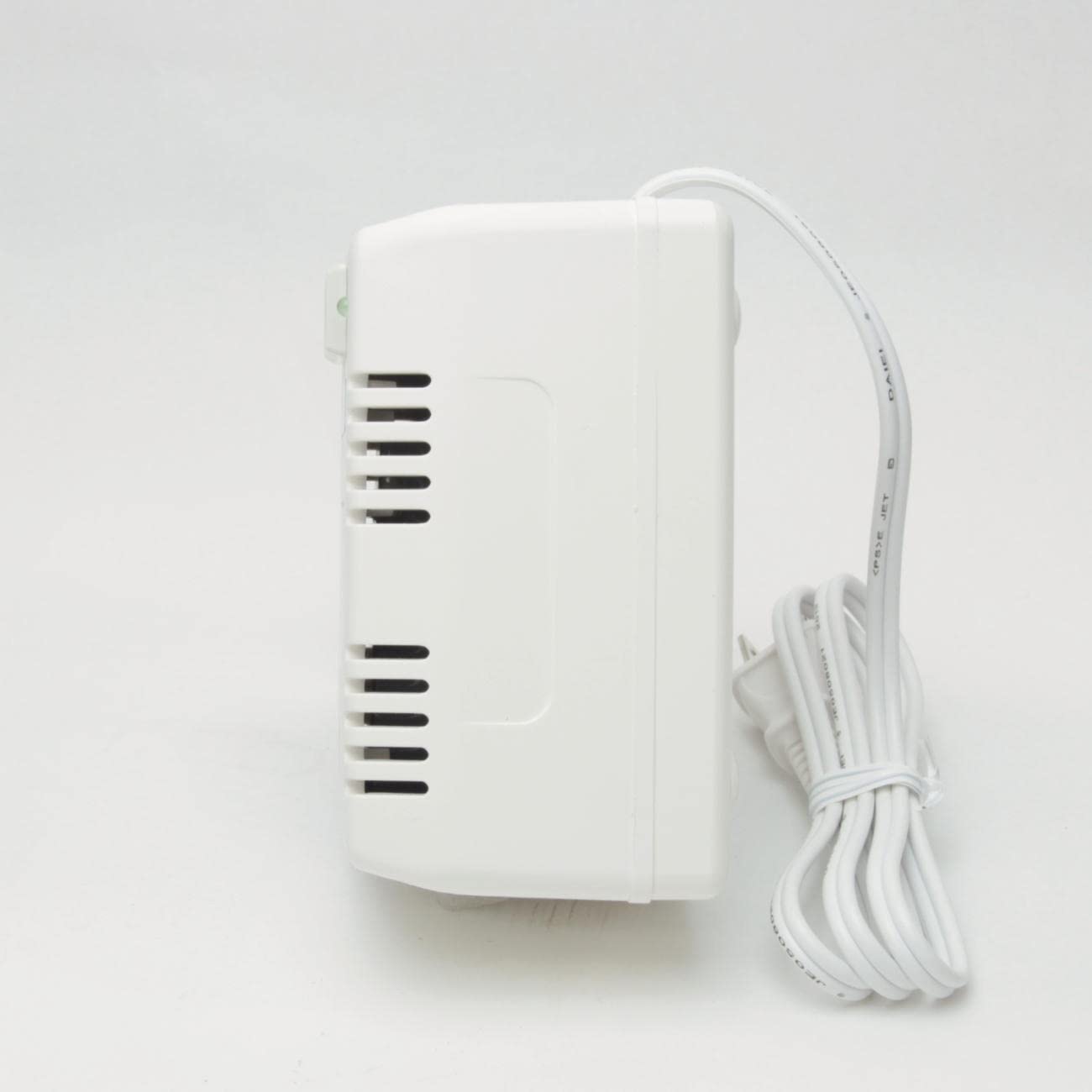 Amazon.co.jp｜日章工業 変圧器 海外 旅行用 トランス式 AC110V~AC130V 