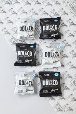 Miniatura 6 de Mini Alfajores Mixtos en Doypack, 16 Unidades - 8 Chocolate Negro 8 Chocolate Blanco - 400 Gr - 14.11 LB - Doypack Surtido de Alfajores, 16 unidades