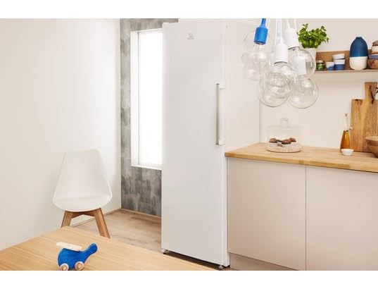INDESIT Congelador armario UI4F2TWFR