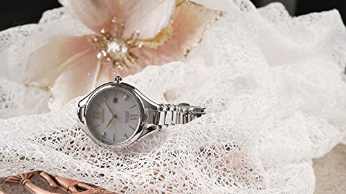 Citizen Damen Analog Eco-Drive Uhr mit Super Titanium Armband EW2560-86A