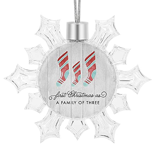 Igoga Sports F36-SDGJ_9X10.5CM-02 First Christmas As A Family Of Three 2021 cover