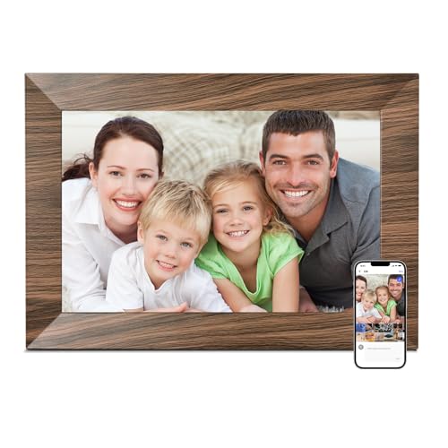 【𝐈𝐏𝐒 𝐇𝐃 𝐓𝐨𝐮𝐜𝐡 𝐒𝐜𝐫𝐞𝐞𝐧】 La cornice digitale da 10 pollici è dotata del più recente schermo IPS ad alta risoluzione 1280x800 che visualizza perfettamente tutti i dettagli di foto e video. È inoltre dotata di una funzione touch screen capacitiva a 10 punti che consente di regolare facilmente l'ordine di riproduzione, lo zoom delle immagini, il taglio/eliminazione delle immagini, la visualizzazione dei titoli, la luminosità regolabile, la modalità di sospensione e altre esigenze.