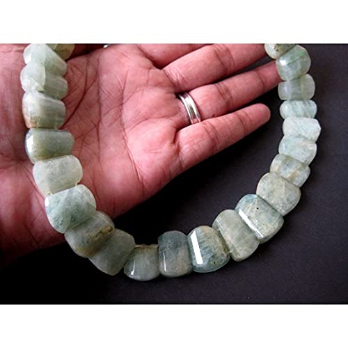 Briolettes aquamarine de 14 à 20mm en pierres véritables pour haute joaillerie