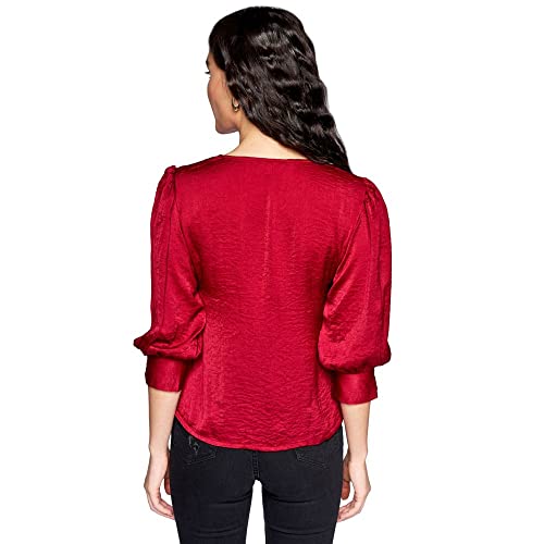 Image of AND Solid Polyester V Neck Womens Regular Top (SS22AS051THS-P)