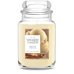 Yankee Candle French Vanilla, Scented Candle, 22oz Large Jar with up to 150 Hour Burn Time, Giftable, Holidays