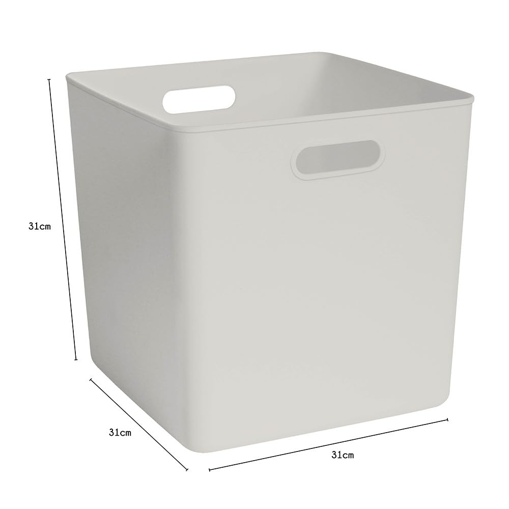 Box and beyond - Lot 4 Bacs Rangement - 31 x 31 x 31 cm - Plastique Blanc Cassé - Poignées intégrées - Rangement Facile - Robuste - Buanderie, Chambre