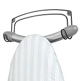 PARA AHORRAR ESPACIO: Este accesorio es ideal para ahorrar espacio. Al fijarse a la pared, queda siempre accesible como soporte para tabla de planchar. Así, el lavadero queda siempre ordenado.