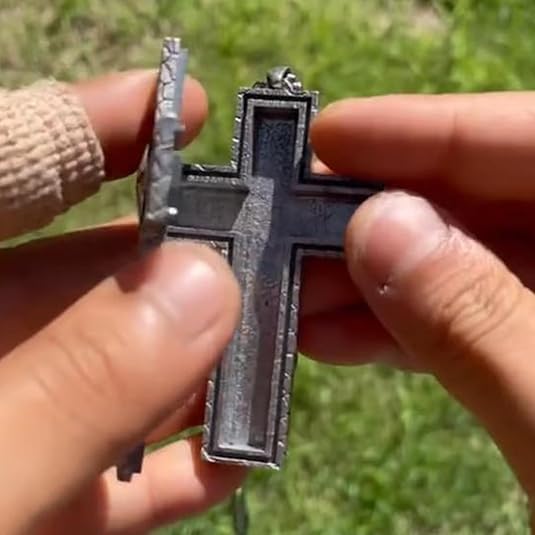 Korean Game Necklace - 3D Printed Cross Necklace for Men with Secret Compartment,Korean Movie Character Ten Shaped Pendant Necklace，Character Ten-Shaped Pendant, Gamer Gift & Stylish Accessory3