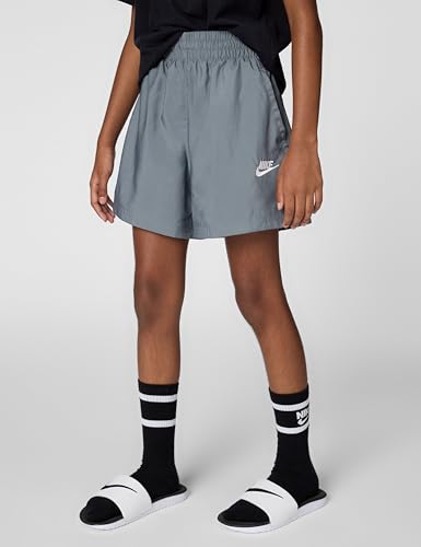 Nike Kids' Sportswear Club 4.5" Woven Shorts2