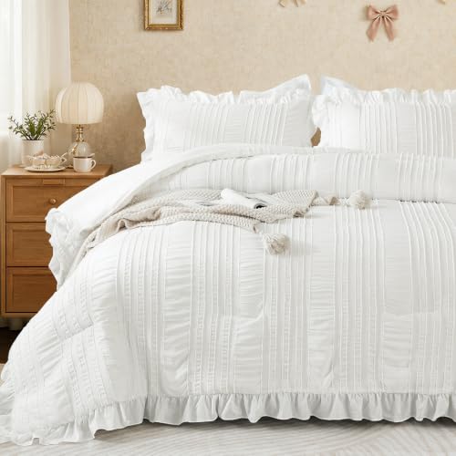 WONGS BEDDING White Queen Comforter Set,Boho Ruffle Comforter for Queen Bed,Soft Seersucker Shabby Chic Bedding Set with 1 Comforter,2 Tufted Pillowcases 90"×90"