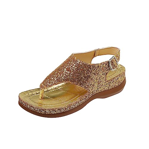 Chaussures compensées femme avec finitions bohême et découpes artisanales