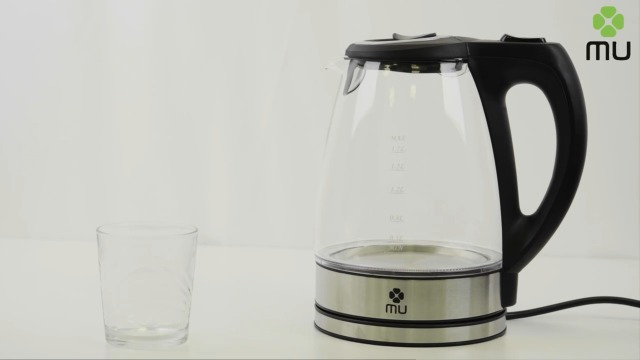 Bollitore Elettrico Briebe 1.7L - 2200W, Design Nordico Effetto Legno, Base 360°, Controller Strix, Grigio Teiera Elettrica Rapida