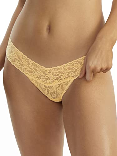 String taille basse en dentelle anti-marques pour en finir avec les sous-vêtements serrés
